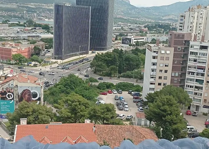 Step 2 Sky Διαμέρισμα Σπλιτ